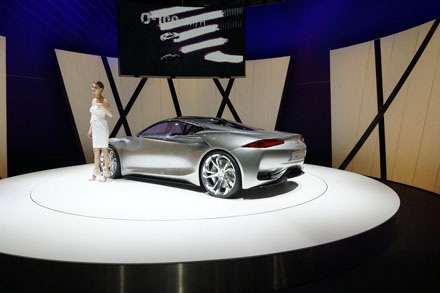 Đến năm 2018 sẽ có thêm 5 mẫu Infiniti mới ra đời - 9 Mẫu Iifiniti EmergEmerg-e